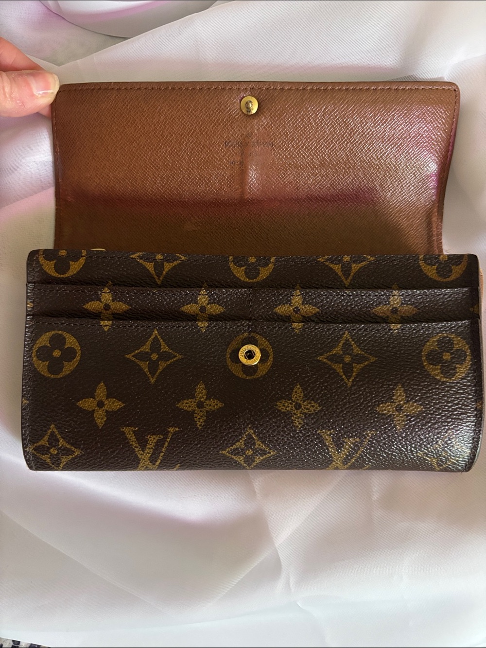 Louis Vuitton Sarah Monogram Wallet with COA - Picture 8 of 16